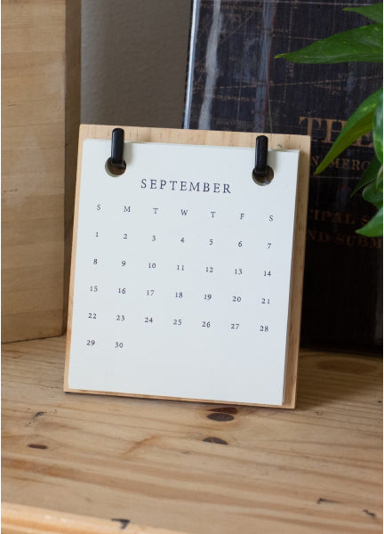 Close up photo of a calendar